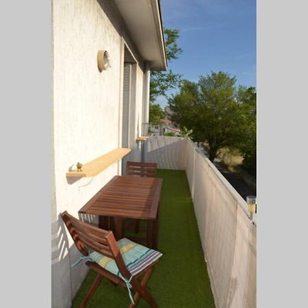 Appartement Lumineux Et Calme Avec Terrasse Avignon Kültér fotó